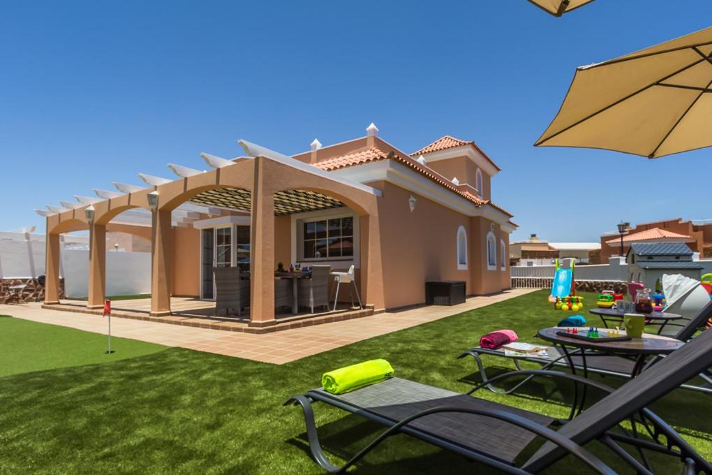 Perfect For Family Holidays With Private Pool, Near Beach And Golf- Villa Ashley คอสตา เด อันตีกัว ภายนอก รูปภาพ